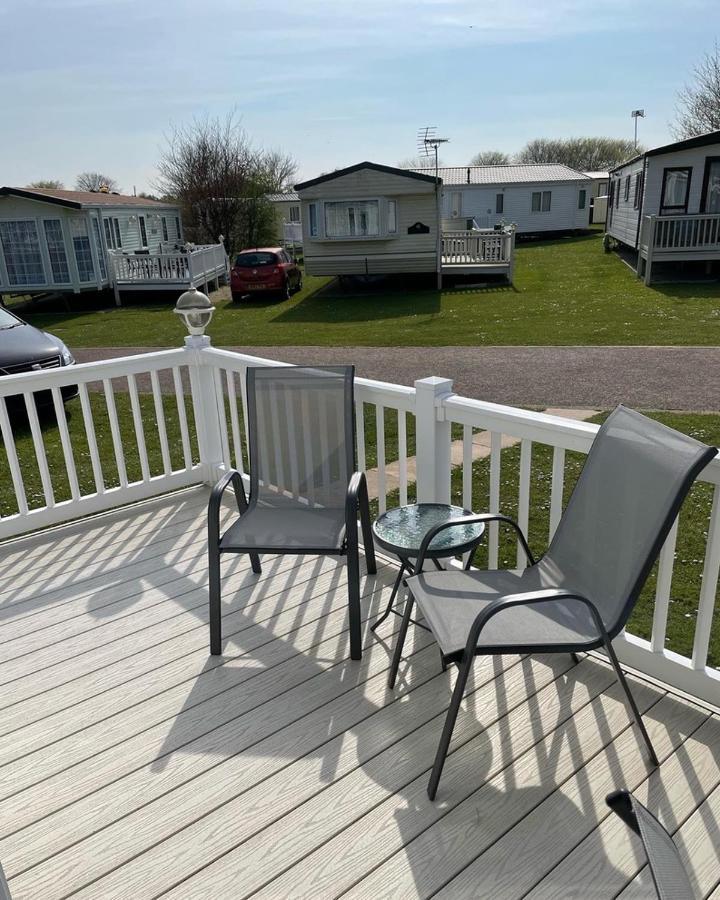 6 Berth Comfy Homely Caravan, Dog Friendly Belton with Browston Ngoại thất bức ảnh