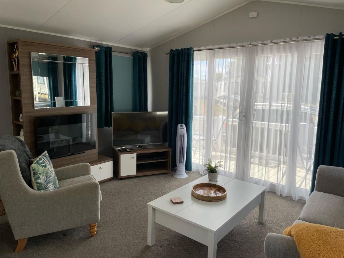 6 Berth Comfy Homely Caravan, Dog Friendly Belton with Browston Ngoại thất bức ảnh
